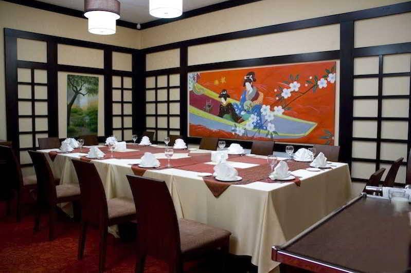 Hotel Dastan Aktobe Exterior photo