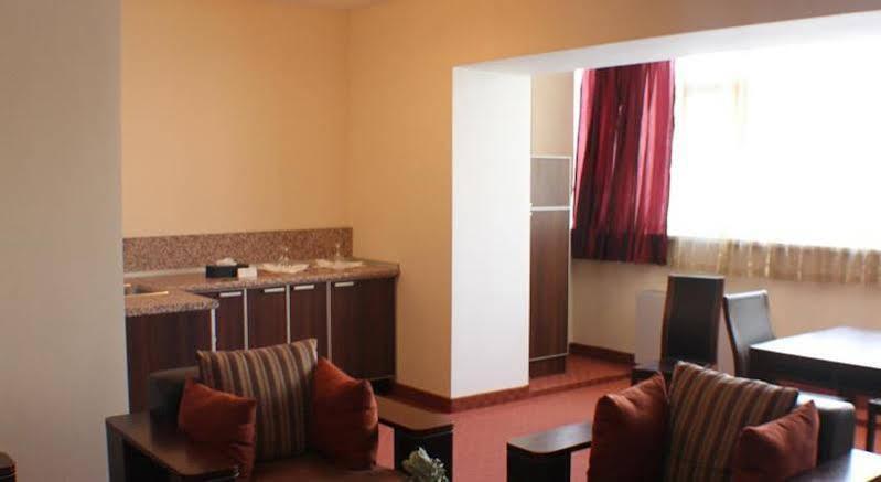 Hotel Dastan Aktobe Exterior photo