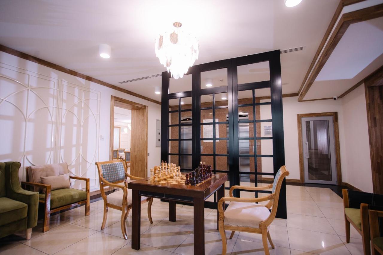 Hotel Dastan Aktobe Exterior photo