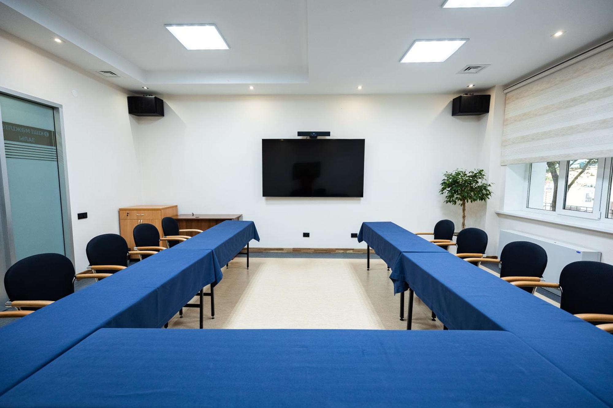 Hotel Dastan Aktobe Exterior photo