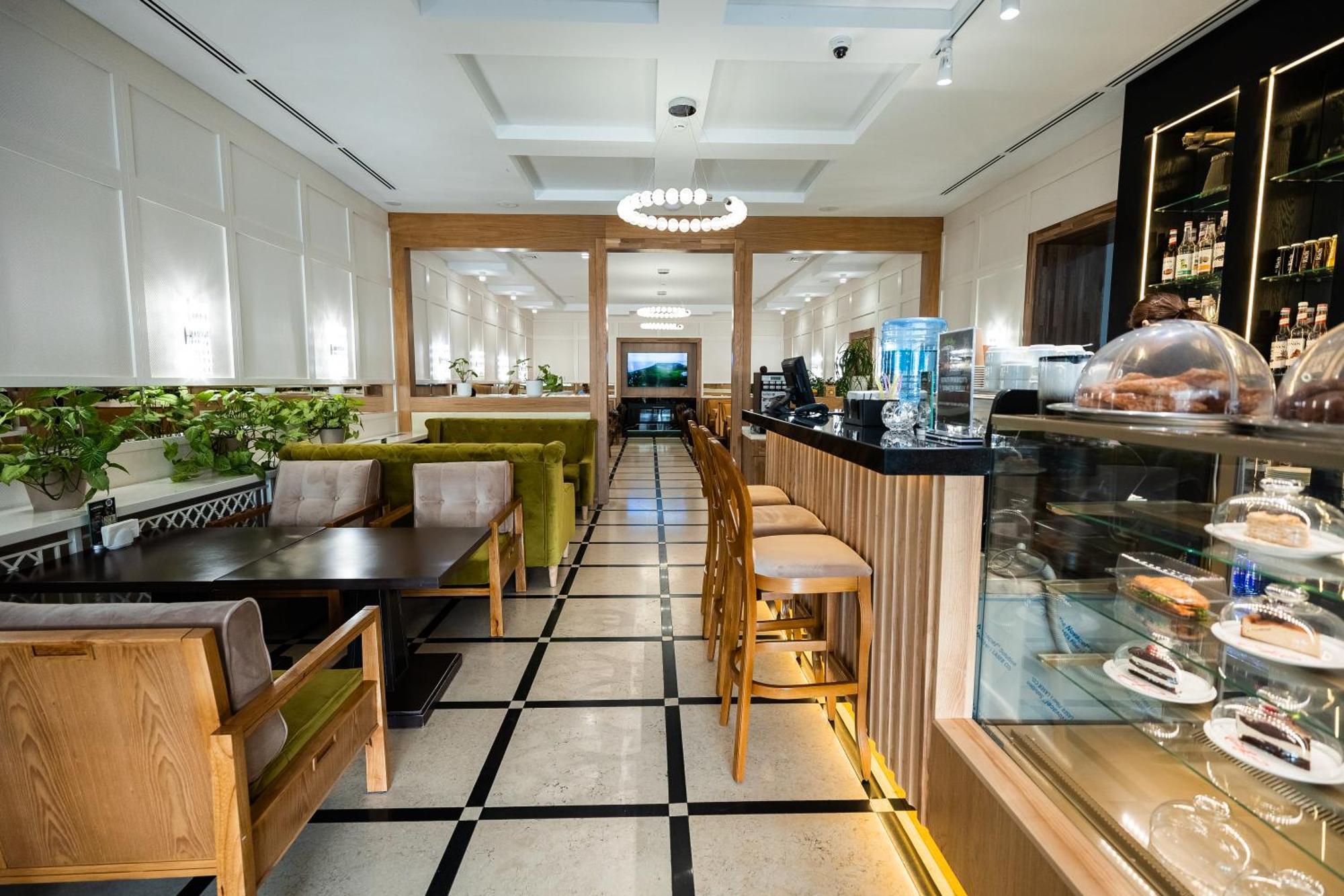 Hotel Dastan Aktobe Exterior photo